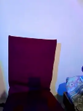 Cutie-Whiskey1 online show from December 19, 2025, 6:54 pm