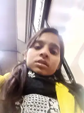 Snapshot of Saloni-Gupta chatting on January 9, 2026, 12:12 pm Saloni-Gupta online show from January 9, 2026, 12:12 pm