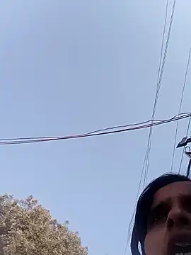 Snapshot of Saloni-Gupta chatting on January 8, 2026, 9:37 am Saloni-Gupta online show from January 8, 2026, 9:37 am