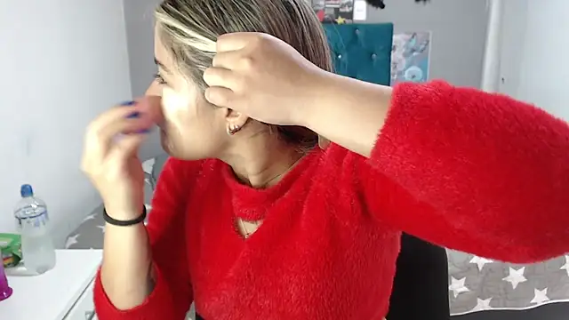 Snapshot of mia_sexgirl chatting on April 23, 2026, 12:22 pm mia sexgirl online show from April 23, 2026, 12:22 pm