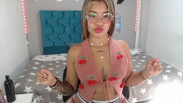 Snapshot of mia_sexgirl chatting on May 22, 2026, 12:25 pm mia sexgirl online show from May 22, 2026, 12:25 pm