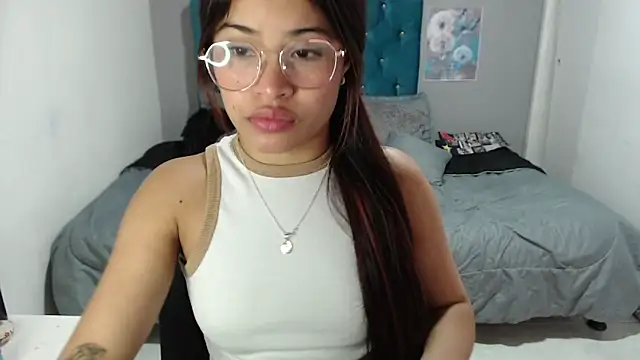 Snapshot of mia_sexgirl chatting on February 17, 2026, 12:24 pm mia sexgirl online show from February 17, 2026, 12:24 pm