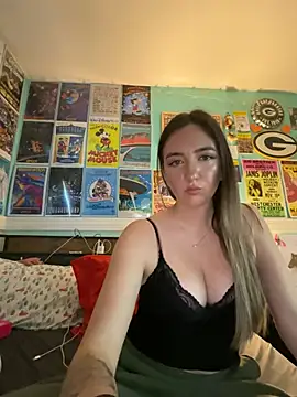 Snapshot of kaybabyx4 chatting on April 9, 2026, 6:47 pm kaybabyx4 online show from April 9, 2026, 6:47 pm