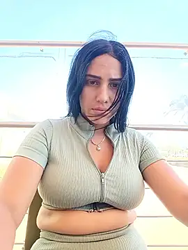 Snapshot of Katalella_Hott chatting on October 24, 2025, 3:44 pm Katalella Hott online show from October 24, 2025, 3:44 pm