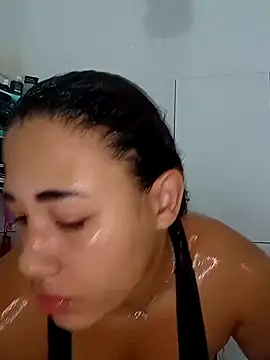 Snapshot of CasalMaldoso01 chatting on September 24, 2025, 5:41 pm CasalMaldoso01 online show from September 24, 2025, 5:41 pm