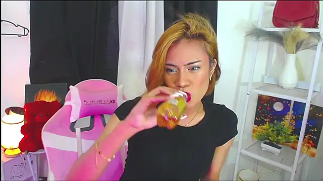 Snapshot of xxxgoddesnicolexxx chatting on January 7, 2026, 2:44 pm xxxgoddesnicolexxx online show from January 7, 2026, 2:44 pm