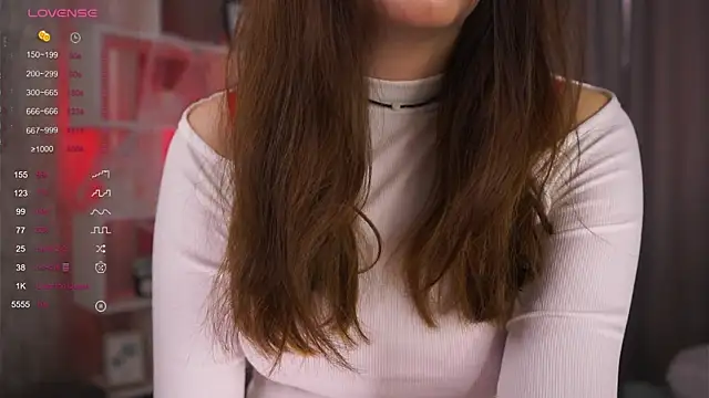 Snapshot of AlinaOrf chatting on October 31, 2025, 5:15 am AlinaOrf online show from October 31, 2025, 5:15 am