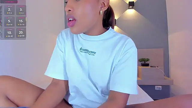 Snapshot of selena_monroy chatting on November 13, 2025, 11:14 am selena monroy online show from November 13, 2025, 11:14 am