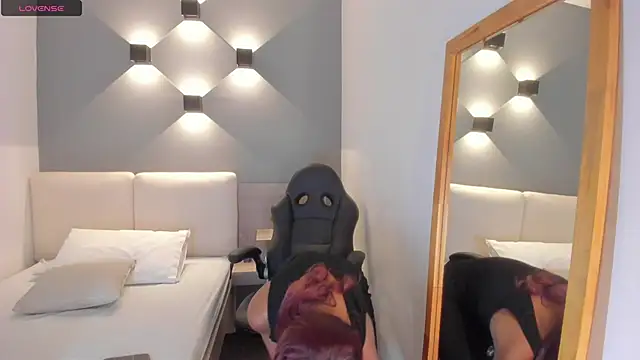 selena monroy online show from January 11, 2026, 11:06 am