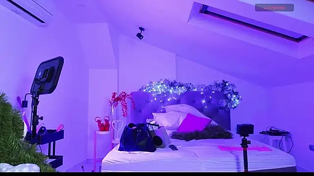 Snapshot of Jessasmith chatting on December 18, 2025, 8:19 am Jessasmith online show from December 18, 2025, 8:19 am