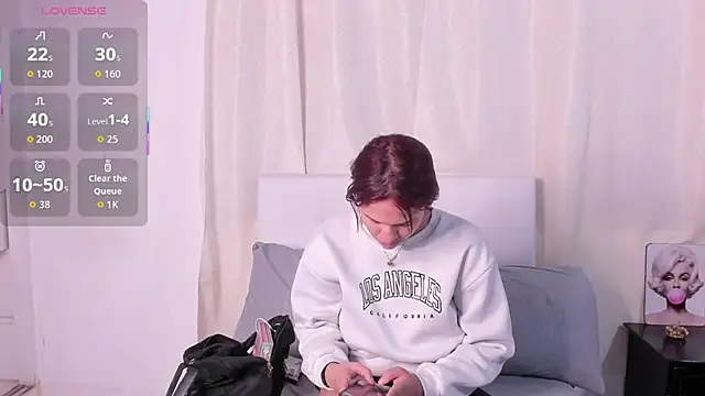 Victoriaa Zans online show from November 9, 2025, 10:41 am