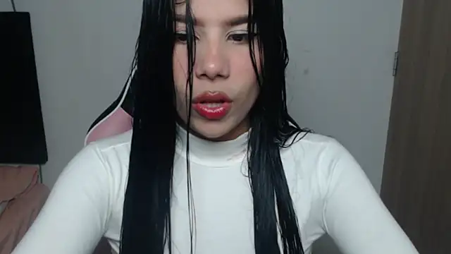 Snapshot of MayaScott11 chatting on May 11, 2026, 9:10 am MayaScott11 online show from May 11, 2026, 9:10 am