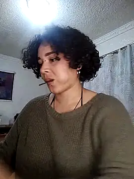 Julie wallace online show from October 2, 2025, 7:28 pm