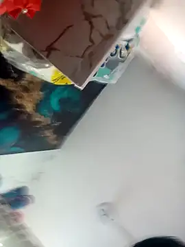 Snapshot of Rosabela04 chatting on November 18, 2025, 9:34 am Rosabela04 online show from November 18, 2025, 9:34 am