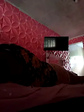 Rosabela04 online show from April 7, 2026, 4:09 pm