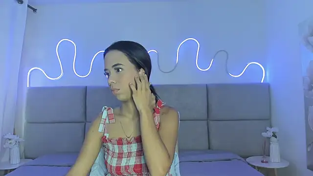 Anntonellaa online show from November 1, 2025, 12:21 pm