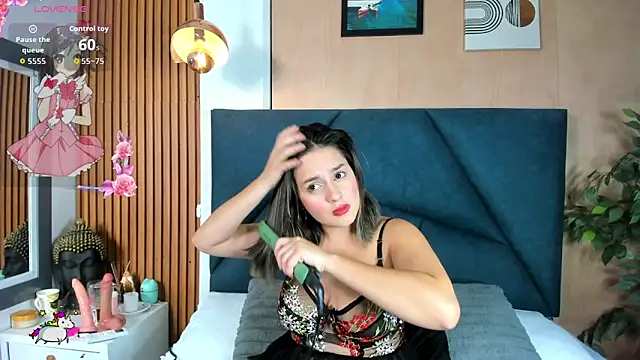 Snapshot of VictoriaHarriss chatting on October 8, 2025, 7:36 pm VictoriaHarriss online show from October 8, 2025, 7:36 pm