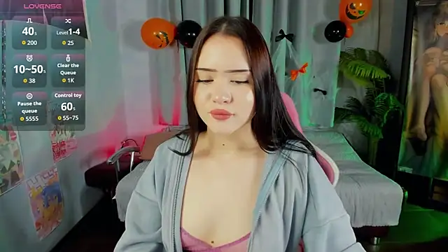  spicygirl online show from October 26, 2025, 8:53 pm