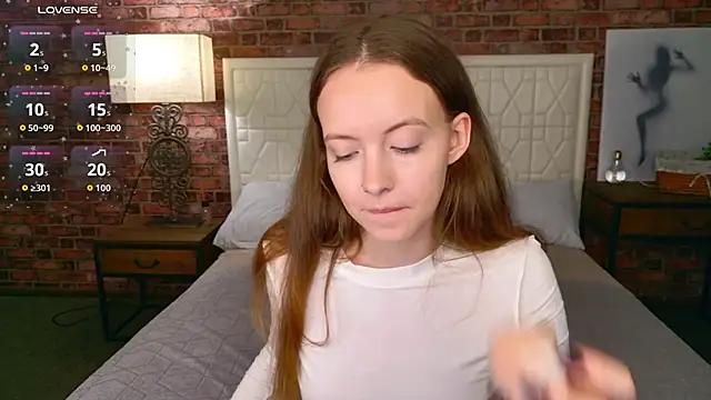 Snapshot of SallyPinkman chatting on September 19, 2025, 12:20 pm SallyPinkman online show from September 19, 2025, 12:20 pm