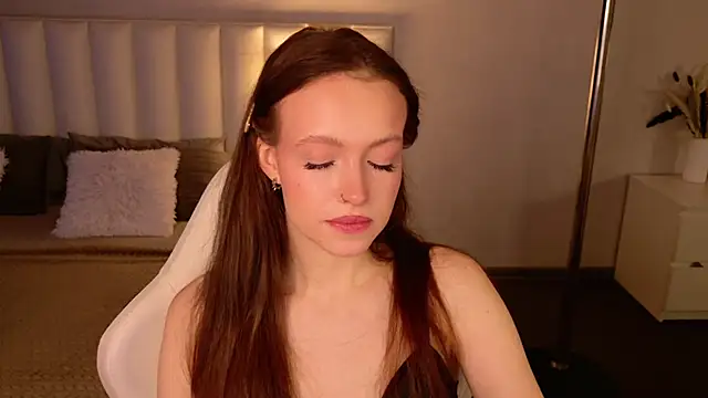 Snapshot of SallyPinkman chatting on January 15, 2026, 9:12 am SallyPinkman online show from January 15, 2026, 9:12 am