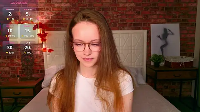 Snapshot of SallyPinkman chatting on November 4, 2025, 7:45 am SallyPinkman online show from November 4, 2025, 7:45 am