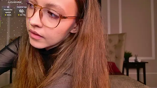 Snapshot of SallyPinkman chatting on September 23, 2025, 2:13 pm SallyPinkman online show from September 23, 2025, 2:13 pm