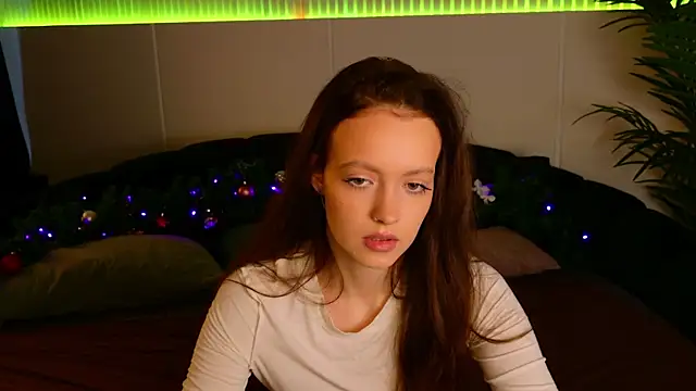 Snapshot of SallyPinkman chatting on December 18, 2025, 9:03 am SallyPinkman online show from December 18, 2025, 9:03 am