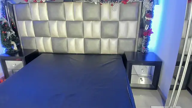 abbiecollins js online show from December 20, 2025, 4:15 am