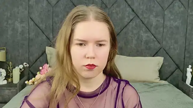 Snapshot of Alida_Brice chatting on February 17, 2026, 10:45 am Alida Brice online show from February 17, 2026, 10:45 am