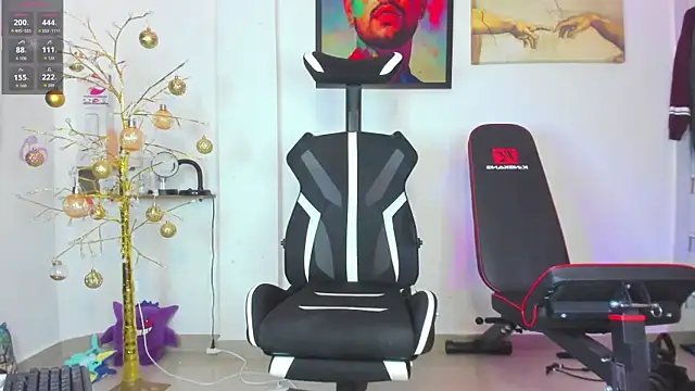 JordanRossie online show from December 18, 2025, 5:06 pm