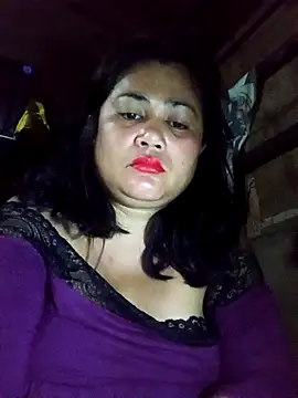 Snapshot of slutty_pinay12 chatting on October 24, 2025, 3:44 pm slutty pinay12 online show from October 24, 2025, 3:44 pm