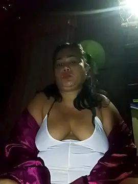 Snapshot of slutty_pinay12 chatting on October 26, 2025, 5:24 pm slutty pinay12 online show from October 26, 2025, 5:24 pm