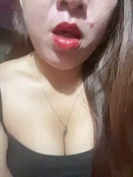 Snapshot of Luna-ass chatting on April 14, 2026, 11:10 pm Luna-ass online show from April 14, 2026, 11:10 pm