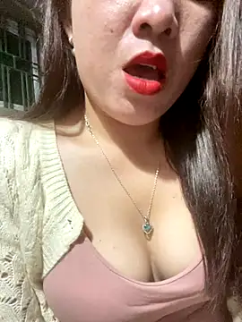 Snapshot of Luna-ass chatting on December 15, 2025, 12:00 pm Luna-ass online show from December 15, 2025, 12:00 pm