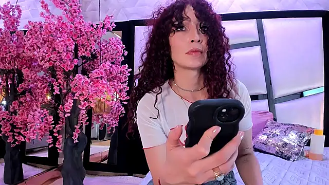 Snapshot of CleoDemon chatting on May 12, 2026, 5:48 am CleoDemon online show from May 12, 2026, 5:48 am