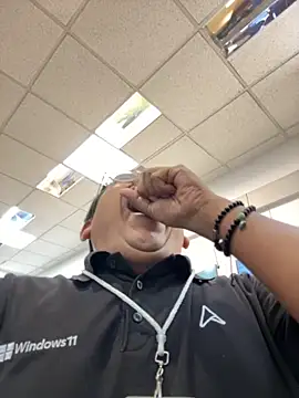 dannybs05 online show from September 18, 2025, 9:40 pm