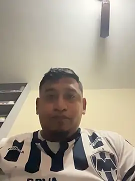 dannybs05 online show from November 27, 2025, 5:52 am