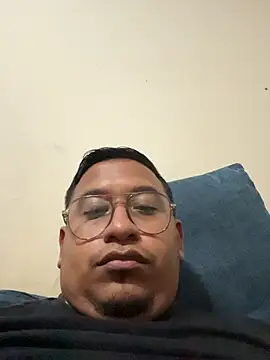 dannybs05 online show from November 14, 2025, 6:06 am