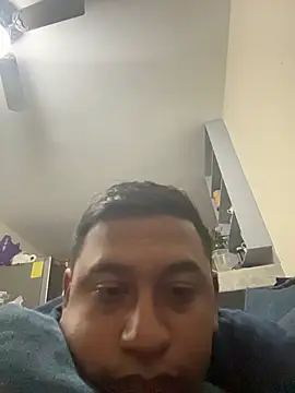 dannybs05 online show from November 10, 2025, 6:07 am