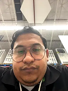 dannybs05 online show from September 16, 2025, 12:33 am