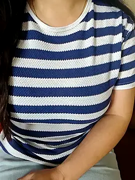 Snapshot of sassy_aly007 chatting on November 18, 2025, 6:17 am sassy aly007 online show from November 18, 2025, 6:17 am