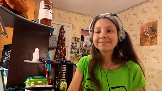 QutieDaSweet online show from September 23, 2025, 6:09 am