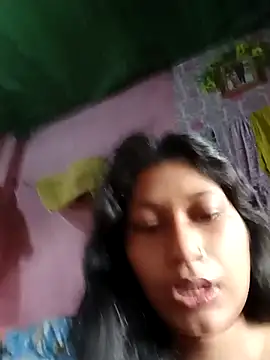 Snapshot of soni2005 chatting on February 25, 2026, 3:40 am soni2005 online show from February 25, 2026, 3:40 am