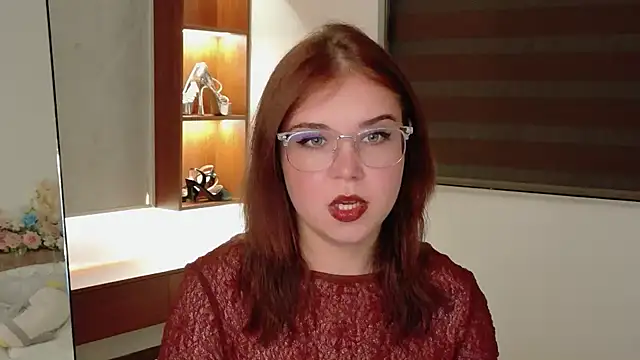 Snapshot of Lilith_Bonheur chatting on June 28, 2026, 9:10 pm Lilith Bonheur online show from June 28, 2026, 9:10 pm