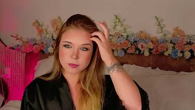 Lilith Bonheur online show from April 18, 2026, 5:37 pm