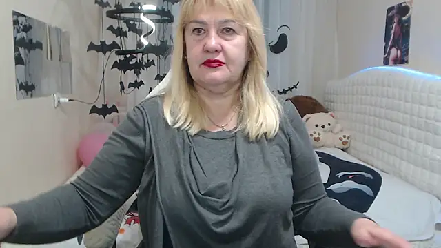 EmmaEllison online show from October 29, 2025, 6:56 am