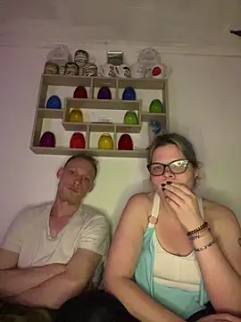 HartUndHerzlichCouple online show from October 23, 2025, 9:02 pm