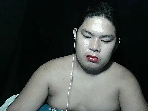 Snapshot of Huntrix2025 chatting on July 12, 2026, 9:26 pm Huntrix2025 online show from July 12, 2026, 9:26 pm