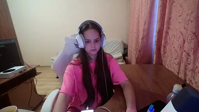 SharybbFace online show from September 22, 2025, 3:29 pm