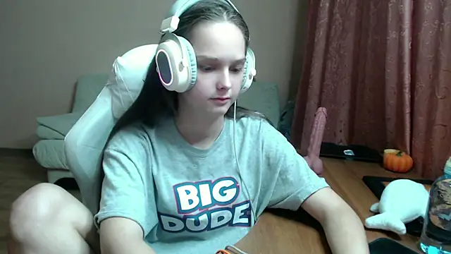 SharybbFace online show from October 9, 2025, 3:01 pm